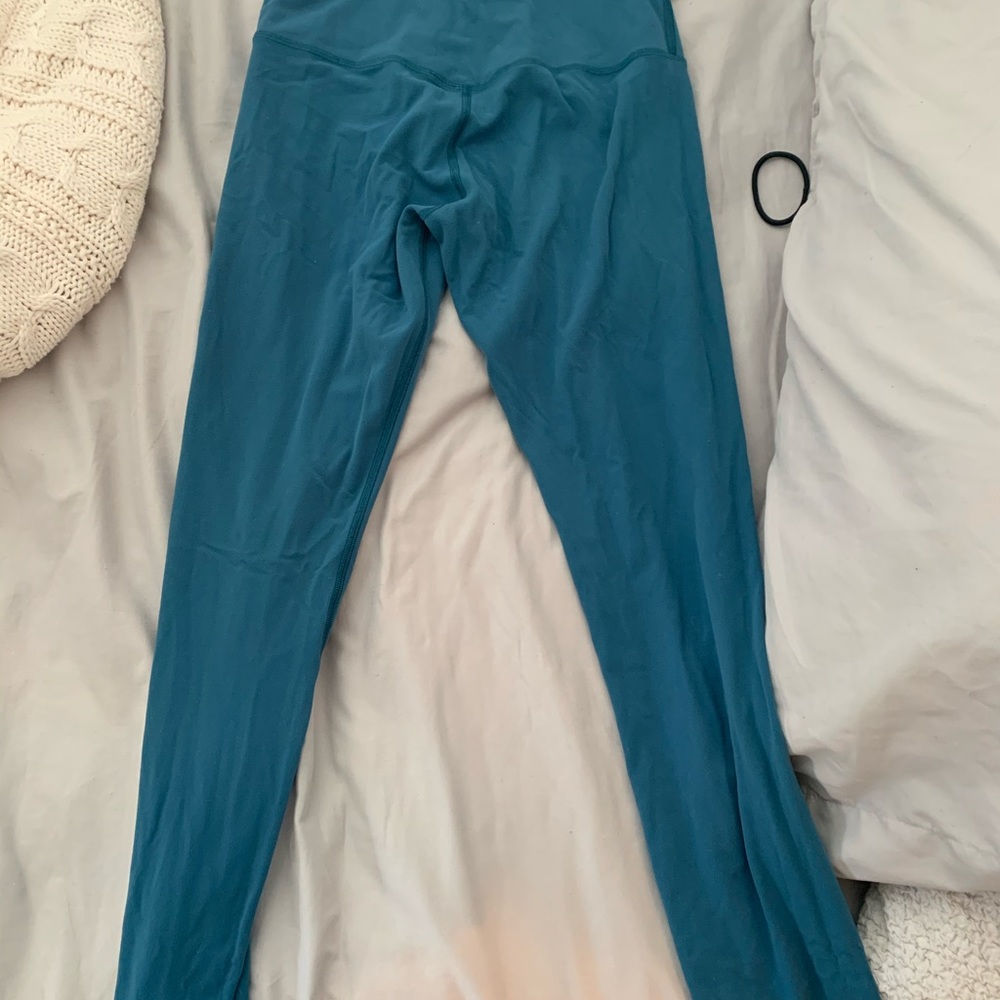 Lulu lemon cropped blue leggings